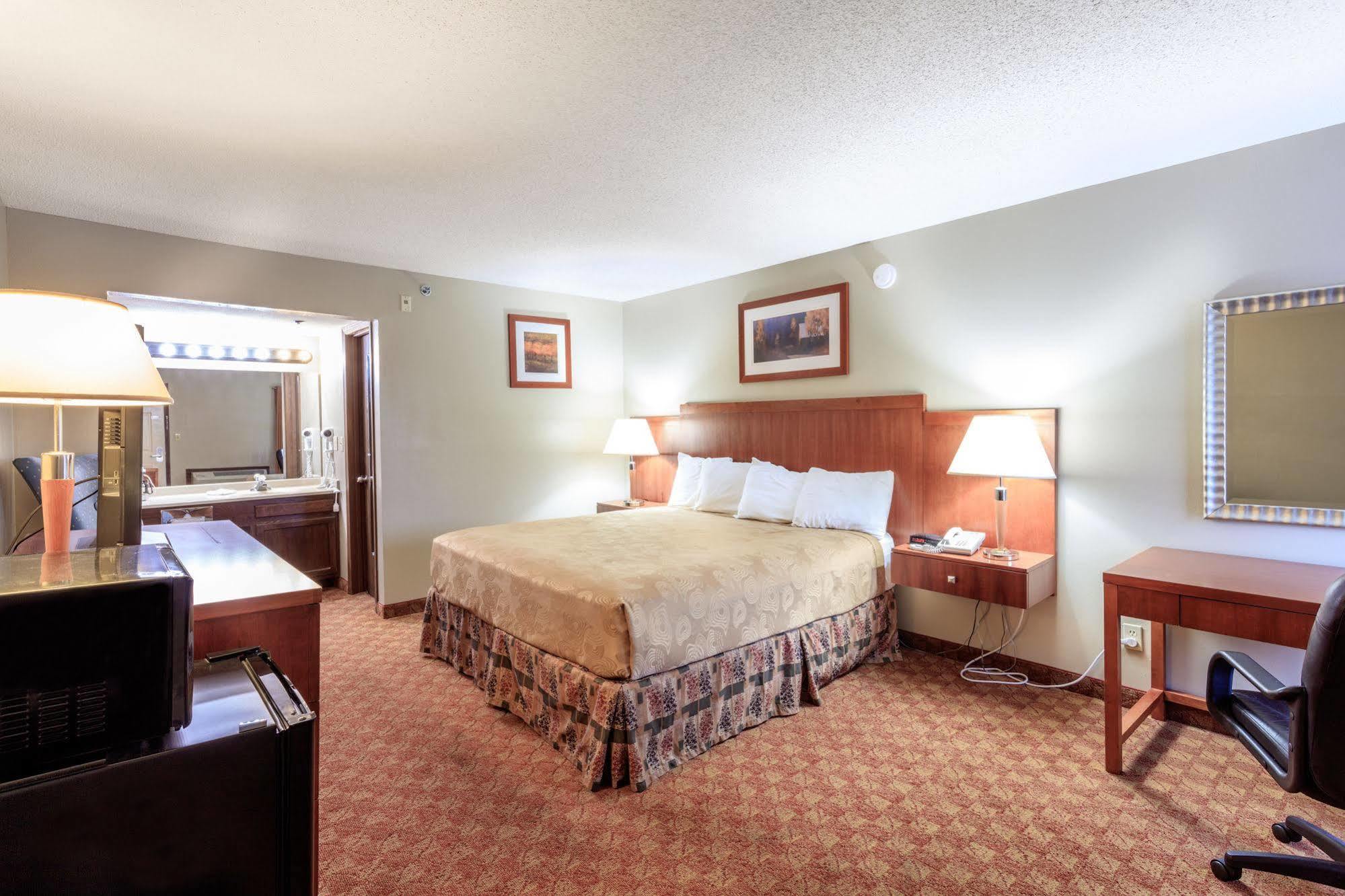 Angel Inn - By The Strip Branson Buitenkant foto
